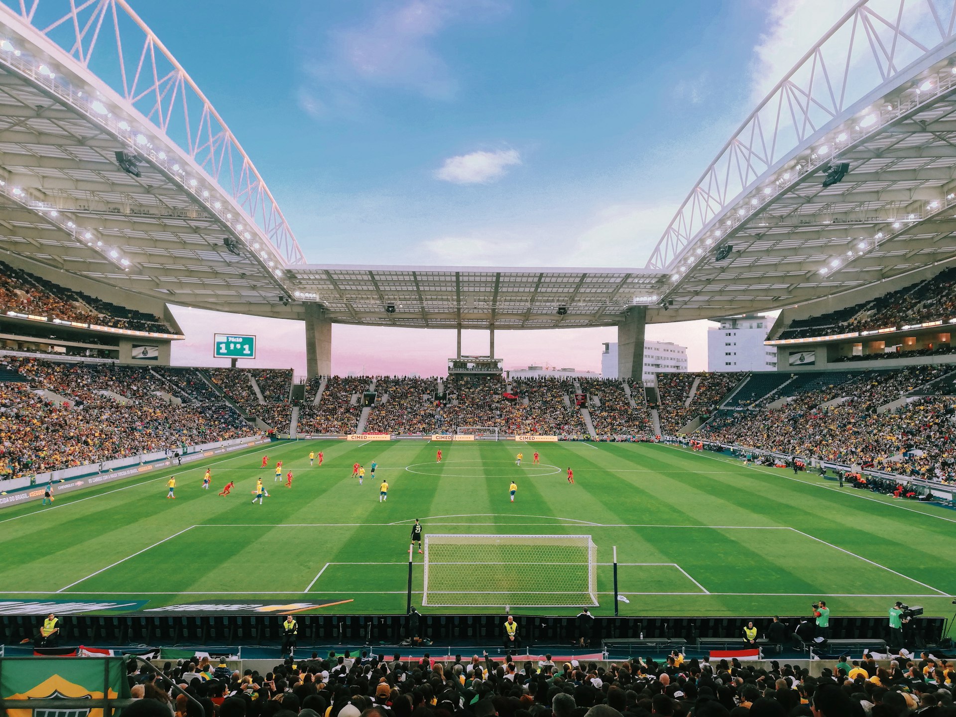 Transforming Live Events: The Future of Smart Stadium Experiences