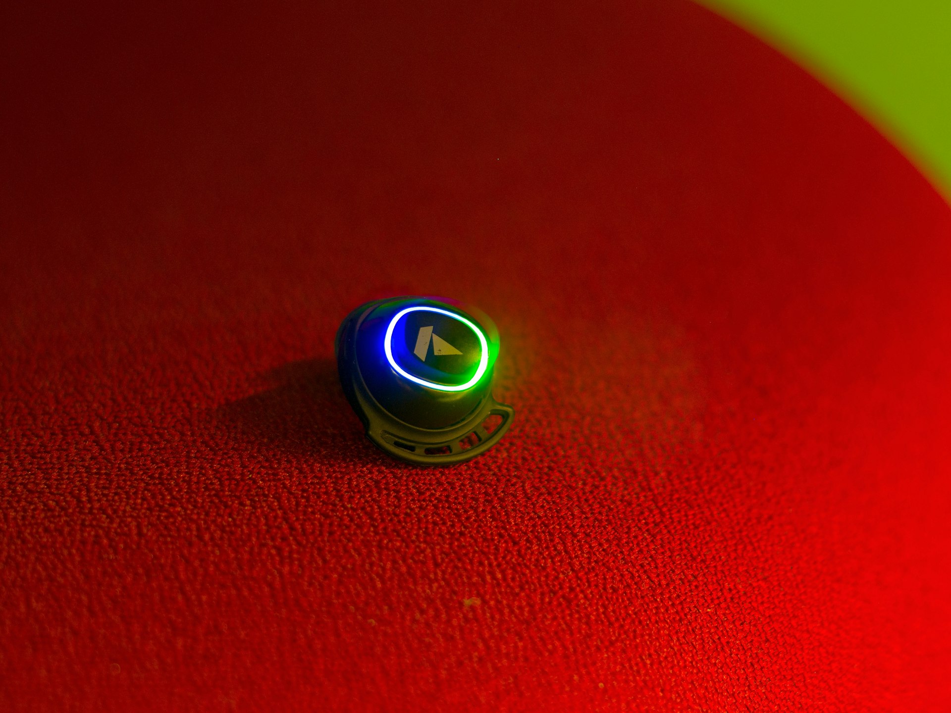 Wearable Sensors: Transforming Sports Performance Analysis and Optimization