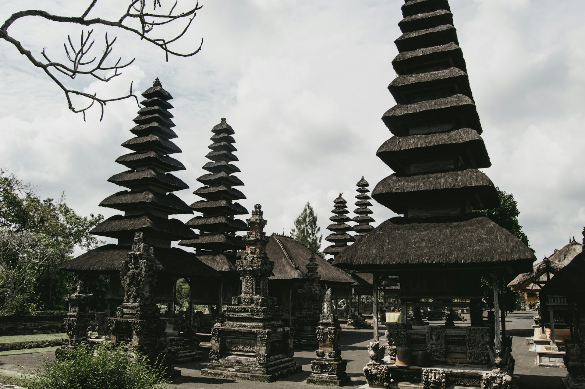 Exploring the Unique Spiritual Landscape of Bali