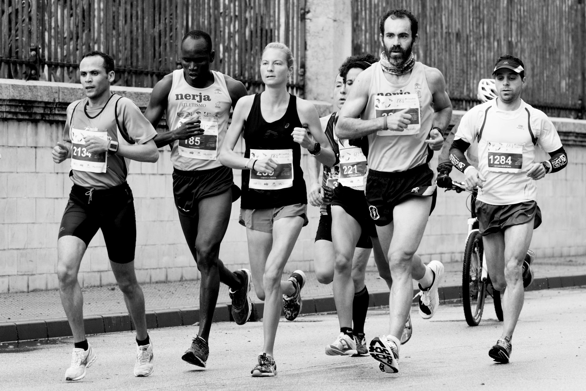 Sports Biomechanics in Running Efficiency: Unlock Peak Performance Through Science